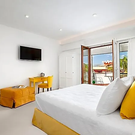 Couette-café Le Palme 4*