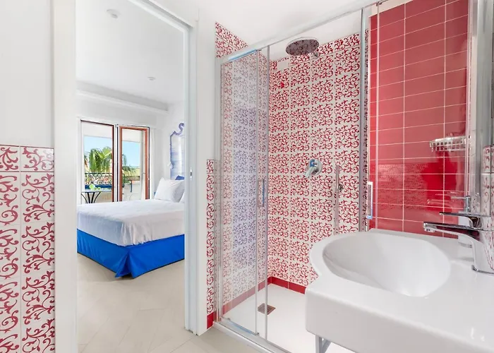 Couette-café Le Palme 4*